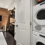 Hudson Yard Comfort In The Heart Of Manhattan Apartment