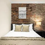 Hudson Yard Comfort In The Heart Of Manhattan Apartment