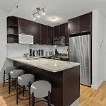 Modern 2br Steps From New York's Iconic Broadway *