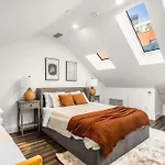 Lower Manhattan 3Br Gem, Perfect For Families