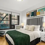 Stylish 2br In The Heart Of East Village * New York