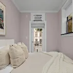 Spacious Midtown Retreat 2br Nyc Haven Near Landmarks Apartment New York
