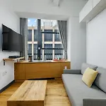 Placemakr Street Aparthotel