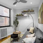 Apartment Modern Manhattan In Prime Spot *