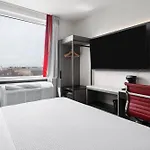 Ramada By Wyndham Brooklyn Near Flatbush Hotel