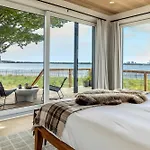 Collective Retreats Governors Island 4* New York