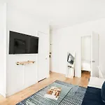 69-2c Brand New Prime Lower East Side 1br Apartment New York