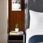 New Yorker By Lotte
