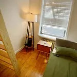 Union Square 4 With Shower - Shared Toilet Apartment New York