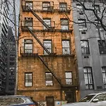 Union Square 4 With Shower - Shared Toilet Apartment New York