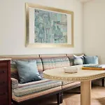 The Wall Street Hotel By Suiteness