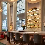 Hotel The Street By Suiteness New York