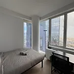 Luxury 2 Bedrooms 2 Bathrooms Corner Apartment Breathtaking City Views Modern Retreat