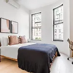 Uws 2Br W Elevator Wd Nr Central Park Nyc-1300