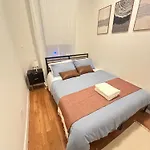 Aura Style 3Bd Suite At Times Square Manhattan