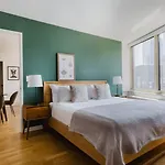 Blueground Battery Park Rooftop Nr Hudson River Nyc-291 Apartment *