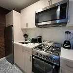 6 Bd Apartment Upper West Side
