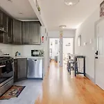 Sleek And New 3Br Brooklyn Apt Only 10 Min To Manhattan