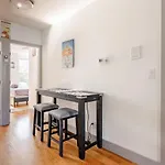Sleek And New 3br Brooklyn Only 10 Min To Manhattan Apartment