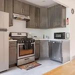 Apartment Sleek And New 3br Brooklyn Only 10 Min To Manhattan