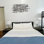 2Bd-2Ba Theater District