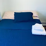 Stay With Host In Saint Albans Ny Close To Jfk