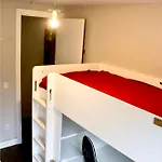 Guest Comes 1St
