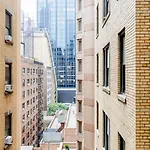 Blueground Midtown West Washerdryer Nr Central Park Nyc-1877