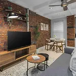 Bold Nyc Stay In Fashionable Nolita