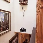 Luxurious Apartment At Colonial Townhouse