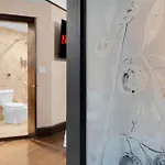 Stylish 1Br Apartment In The Heart Of The City With Gym