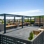 Brooklyn Bay Lofts - Modern Chic Rentals With Rooftop Terrace