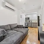 Private 1 Bed In Brooklyn!