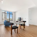 Elegant Studio Haven, Upscale Comfort