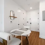 Chic Studio Retreat With Top-Tier Amenities