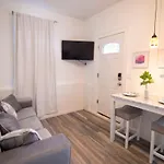 Lovely 1 Bedroom With Patio By Yankee Stadium