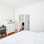 211-3 Prime Union Square Large 1br Great Value Apartment New York
