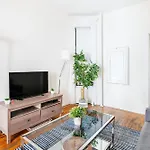 211-3 Prime Union Square Large 1br Great Value