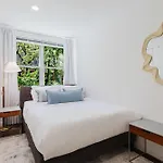 Designer In Diplomat District