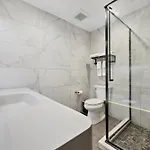 Hotel Ramada By Wyndham Flushing Queens New York