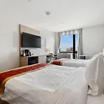 Hotel Ramada By Wyndham Flushing Queens