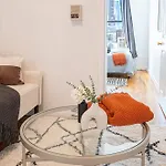 Chic 2bd Upper East Side Retreat Apartment *