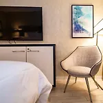 Nova Bronx Hotel New York