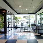 Hotel Nova Bronx 4*