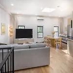 Condo-Hotel Near Bedford Ave L-Subway