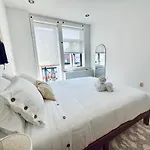 Prime Stylish Three Bedrooms Apartment