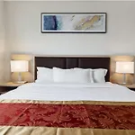 Ramada By Wyndham Flushing Queens New York