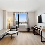 Ramada By Wyndham Flushing Queens Hotel 3*