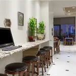 Hotel Ramada By Wyndham Flushing Queens