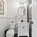 3br Brownstone Near Subway & Columbia Uni